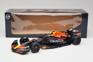 Oracle Red Bull Racing RB18 #11 S. Perez Monaco GP Winner Rain Tyre Version 2022 Minichamps 1:18 110222711 Metalli — kuva 7 / 7