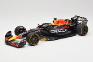 Oracle Red Bull Racing RB19 #1 M. Verstappen Winner Abu Dhabi GP 2023 Minichamps 1:18 110232301 Metalli