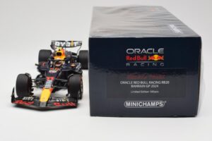 Red Bull Racing RB20 #11 S. Perez Bahrain GP 2024 Minichamps 1:18 110240111 Metalli — kuva 6 / 7