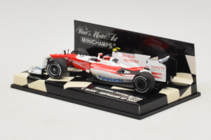 Toyota TF109 #10 T. Glock Panasonic Toyota Racing Australian GP 2009 Minichamps 1:43 400090010 Metalli — kuva 3 / 5