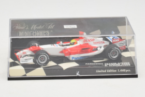 Toyota TF106 Panasonic #11 R. Schumacher Panasonic Toyota Racing Showcar 2006 Minichamps 1:43 400060077 Metalli — kuva 4 / 5