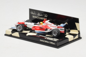 Toyota TF107 Panasonic #11 R. Schumacher Panasonic Toyota Racing Showcar 2007 Minichamps 1:43 400070081 Metalli — kuva 3 / 5
