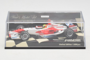 Toyota TF107 Panasonic #11 R. Schumacher Panasonic Toyota Racing Showcar 2007 Minichamps 1:43 400070081 Metalli — kuva 5 / 5