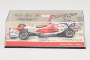 Panasonic Toyota Racing TF107 R. Schumacher F1 Showcar 2007 Minichamps 1:43 403070081 Metalli — kuva 5 / 5