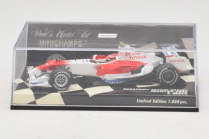 Toyota T. Glock Panasonic Toyota Racing Showcar F1 2008 Minichamps 1:43 400080082 Metalli — kuva 5 / 5