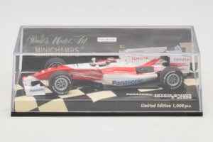 Toyota TF109 #10 T. Glock Panasonic Toyota Racing Showcar F1 2009 Minichamps 1:43 400090080 Metalli — kuva 4 / 5