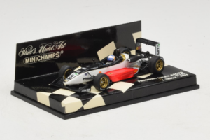 Toyota TF106 #12 J. Trulli Panasonic Toyota Racing F1 2006 Minichamps 1:43 400060008 Metalli — kuva 2 / 5
