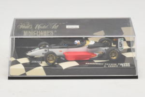 Toyota TF106 #12 J. Trulli Panasonic Toyota Racing F1 2006 Minichamps 1:43 400060008 Metalli — kuva 5 / 5