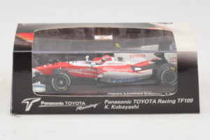 Panasonic Toyota Racing TF109 K. Kobayashi F1 2009 Minichamps 1:43 413090210 Metalli — kuva 5 / 5