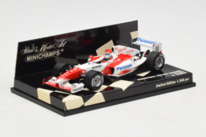 Toyota TF104 Panasonic #16 R. Zonta Panasonic Toyota Racing 2004 Minichamps 1:43 400040116 Metalli — kuva 2 / 5