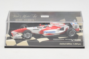 Toyota TF104 Panasonic #16 R. Zonta Panasonic Toyota Racing 2004 Minichamps 1:43 400040116 Metalli — kuva 4 / 5