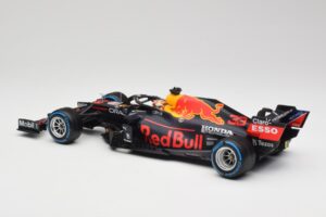 Red Bull Racing Honda RB16B #33 M. Verstappen Belgian GP Winner 2021 Minichamps 1:18 110211333 Hartsi — kuva 5 / 7