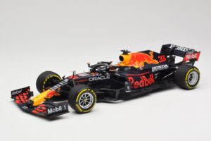 Red Bull Racing Honda RB16B #33 M. Verstappen Mexican GP Winner 2021 Minichamps 1:18 110211933 Hartsi