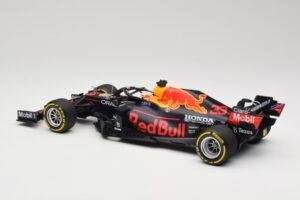Red Bull Racing Honda RB16B #33 M. Verstappen Mexican GP Winner 2021 Minichamps 1:18 110211933 Hartsi — kuva 5 / 6