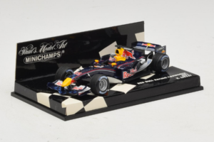 Red Bull Racing RB1 V. Liuzzi Test Driver F1 2005 Minichamps 1:43 400050115 Metalli — kuva 2 / 5