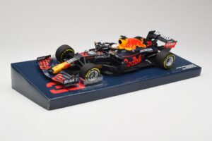 Red Bull Racing Honda RB16B #33 M. Verstappen Emilia Romagna GP 2021 Case Edition Minichamps 1:18 113210133 Hartsi — kuva 2 / 7
