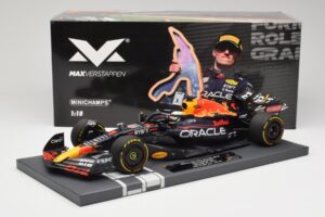Oracle Red Bull Racing RB18 #33 M. Verstappen Belgian GP 2022 Minichamps 1:18 113221401 Hartsi — kuva 7 / 7