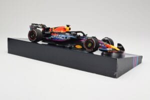 Oracle Red Bull Racing RB19 #33 M. Verstappen Miami GP 2023 Case Edition Minichamps 1:18 113233501 Hartsi — kuva 4 / 7