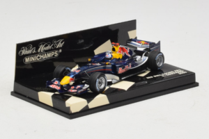 Red Bull Racing RB2 #14 D. Coulthard F1 2006 Minichamps 1:43 400060014 Metalli — kuva 2 / 5