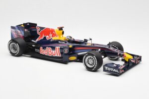 Red Bull Racing Renault RB5 #5 S. Vettel Showcar 2010 Minichamps 1:18 153100175 Metalli — kuva 4 / 6