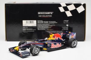 Red Bull Racing Renault RB5 #5 S. Vettel Showcar 2010 Minichamps 1:18 153100175 Metalli — kuva 6 / 6