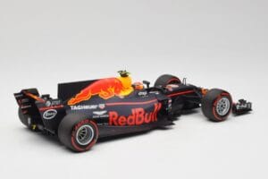 Red Bull Racing RB13 Tag Heuer #33 M. Verstappen Australian GP 2017 Minichamps 1:18 110170033 Hartsi — kuva 2 / 7