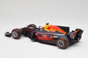 Red Bull Racing RB13 Tag Heuer #33 M. Verstappen Australian GP 2017 Minichamps 1:18 110170033 Hartsi — kuva 5 / 7