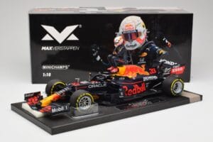 Red Bull RB16B #33 M. Verstappen France GP Winner 2021 Minichamps 1:18 113210833 Metalli — kuva 6 / 7