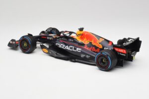 Red Bull RB18 #1 M. Verstappen Monaco GP 3rd Wet 2022 Minichamps 1:18 110220701 Metalli — kuva 5 / 7