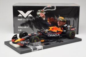 Red Bull RB18 #1 M. Verstappen Emilia Romagna GP 2022 Winner Minichamps 1:18 113220401 Hartsi — kuva 7 / 7