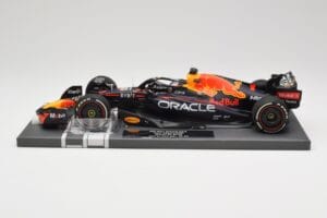 Red Bull RB18 #1 M. Verstappen Miami GP 2022 Winner Minichamps 1:18 113220301 Hartsi