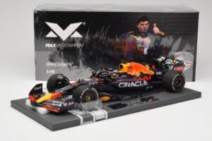 Red Bull RB18 #1 M. Verstappen Miami GP 2022 Winner Minichamps 1:18 113220301 Hartsi — kuva 7 / 7