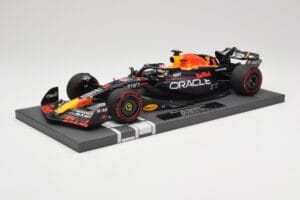 Red Bull RB19 Oracle #1 M. Verstappen Australian GP 2023 Winner Minichamps 1:18 113230301 Hartsi — kuva 2 / 7