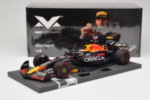 Red Bull RB19 Oracle #1 M. Verstappen Australian GP 2023 Winner Minichamps 1:18 113230301 Hartsi — kuva 7 / 7