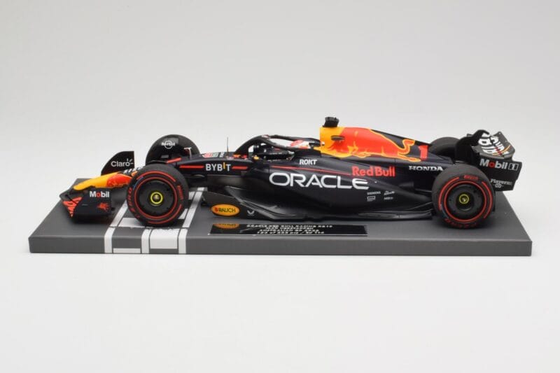 Red Bull RB19 Oracle #1 M. Verstappen Australian GP 2023 Winner Minichamps 1:18 113230301 Hartsi