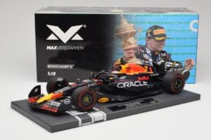 Red Bull RB19 Oracle #1 M. Verstappen British GP 2023 Winner Minichamps 1:18 113231101 Hartsi — kuva 7 / 7