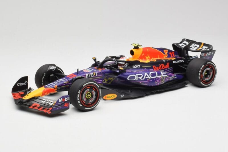 Red Bull RB19 #11 S. Perez Las Vegas GP 3rd 2023 Minichamps 1:18 110232211 Metalli