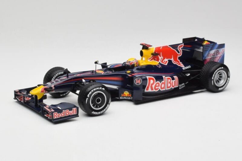 Red Bull RB3 #2 M. Webber F1 2007 Minichamps 1:18 110110272 Metalli
