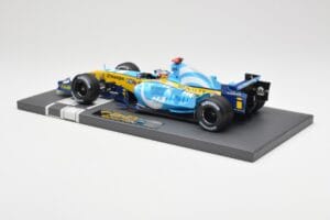 Renault F1 Team R25 #5 F. Alonso Winner French GP 2005 Minichamps 1:18 117051005 Metalli — kuva 5 / 7