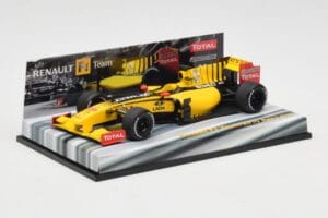 Renault R30 #11 R. Kubica Race Car 2010 Minichamps 1:43 403100081 Metalli — kuva 2 / 6