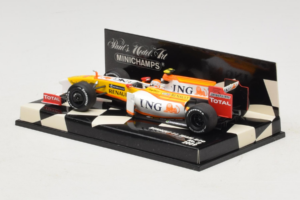 Renault R29 #8 N. Piquet Jr. F1 2009 Minichamps 1:43 400090008 Metalli — kuva 3 / 5