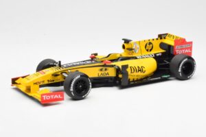 Renault R30 R. Kubica / V. Petrov F1 Showcar 2010 Minichamps 1:18 7711428831 Metalli