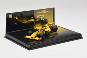 Renault R30 #10 R. Kubica F1 2010 Minichamps 1:43 576410 Metalli — kuva 2 / 4