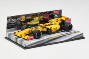 Renault R30 #10 R. Kubica F1 Showcar 2010 Minichamps 1:43 7711426978 Metalli — kuva 3 / 5