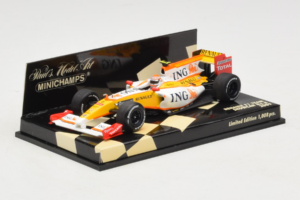 Renault R29 #8 N. Piquet Jr. Showcar F1 2009 Minichamps 1:43 400090078 Metalli — kuva 2 / 5