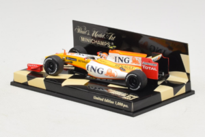 Renault R29 #8 N. Piquet Jr. Showcar F1 2009 Minichamps 1:43 400090078 Metalli — kuva 3 / 5