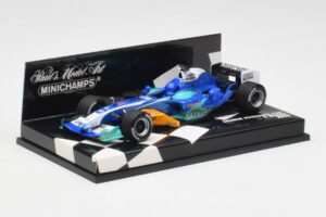 Sauber C24 F. Massa F1 2005 Minichamps 1:43 400050012 Metalli — kuva 3 / 5