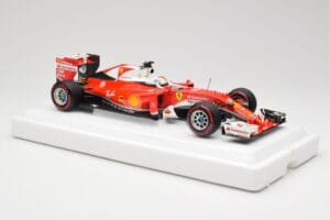 Scuderia Ferrari SF16-H #5 S. Vettel Italian GP 2016 BBR 1:18 BBR181625 Metalli — kuva 4 / 7