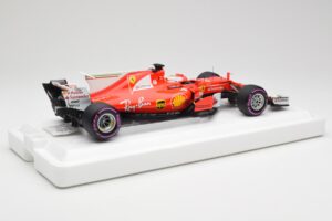 Scuderia Ferrari SF70H #5 S. Vettel Winner Australian GP 2017 BBR 1:18 BBR181705 Metalli — kuva 2 / 7