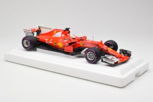 Scuderia Ferrari SF70H #5 S. Vettel Winner Australian GP 2017 BBR 1:18 BBR181705 Metalli — kuva 4 / 7